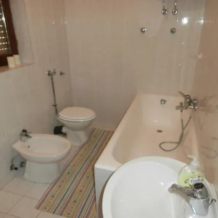 Acapulco Apartment Omis