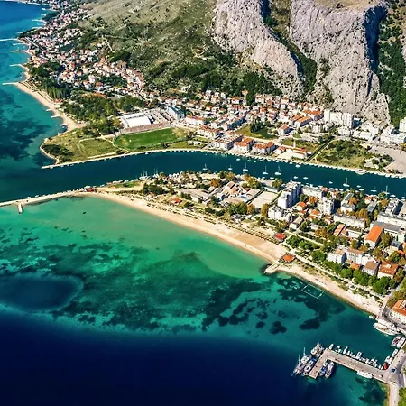 Appartement Acapulco Omiš