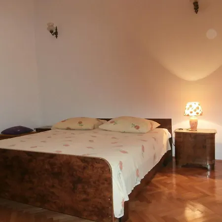 Acapulco Apartment Omis
